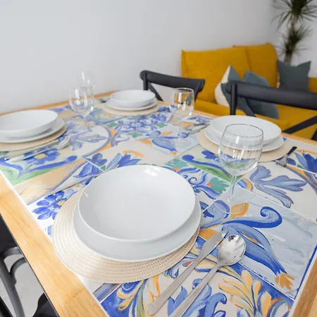 Florit Flats - Stylish By The Joaquin Sorolla Station فالنسيا