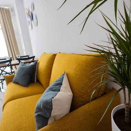 Florit Flats - Stylish By The Joaquin Sorolla Station * فالنسيا