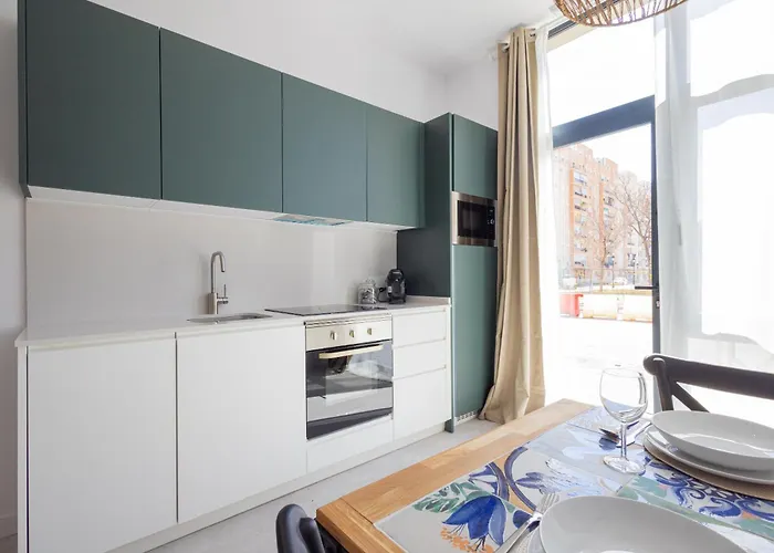 Florit Flats - Stylish By The Joaquin Sorolla Station * Valencia